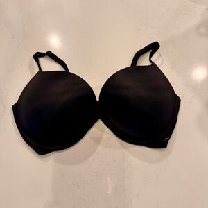 Victoria’s Secret Very Sexy Push-Up bra 34DDD